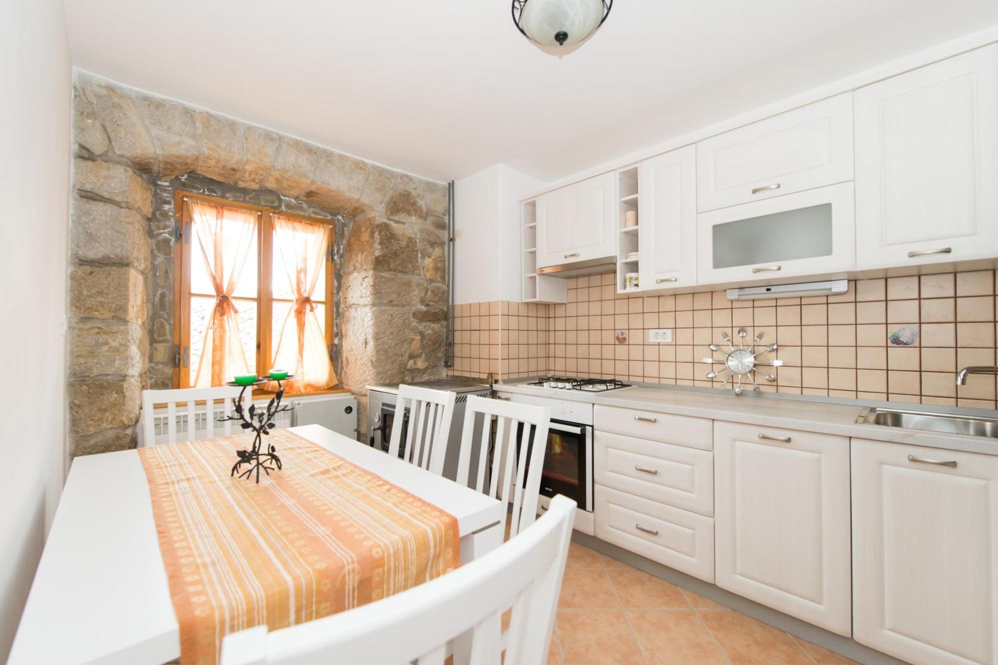 House Vera Hum Zewnętrze zdjęcie